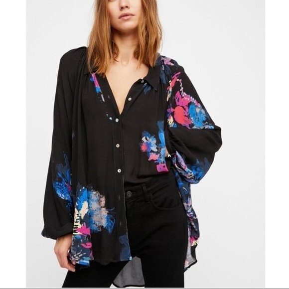 Free People Meadow Lark Tunic Blouse Oversized Abstract Floral Print - XS - EUC - Picture 1 of 8